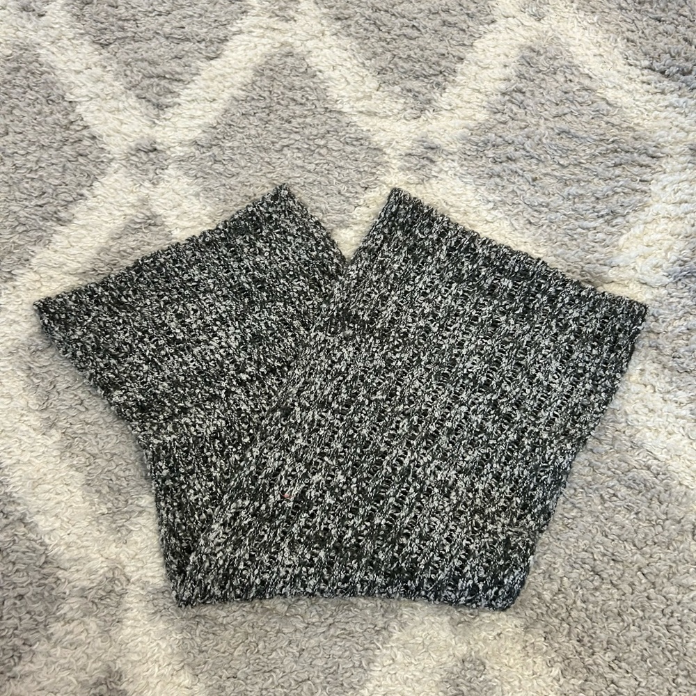 hollister infinity scarf